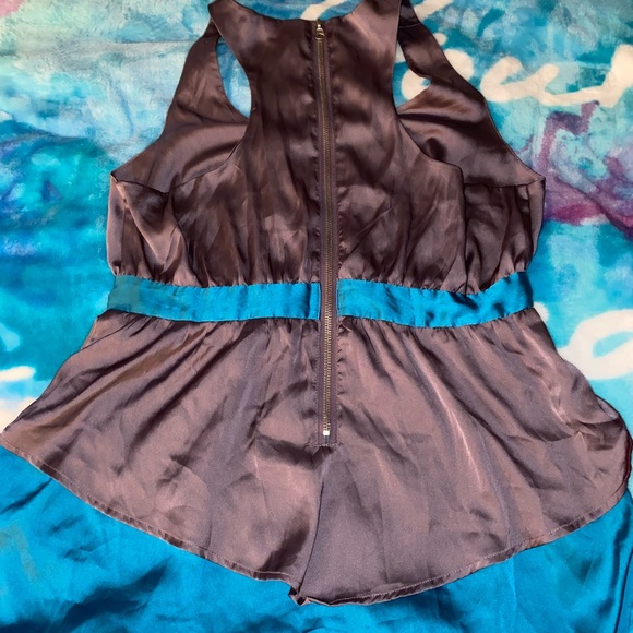 Lucca couture Purple & Blue zip up back blouse - Picture 2 of 3